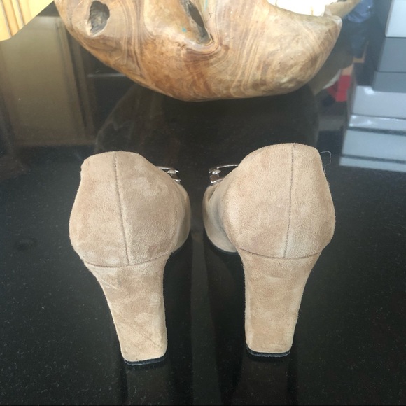 Suede/Patent dress shoe w/buckle and matching handbag - Picture 3 of 9